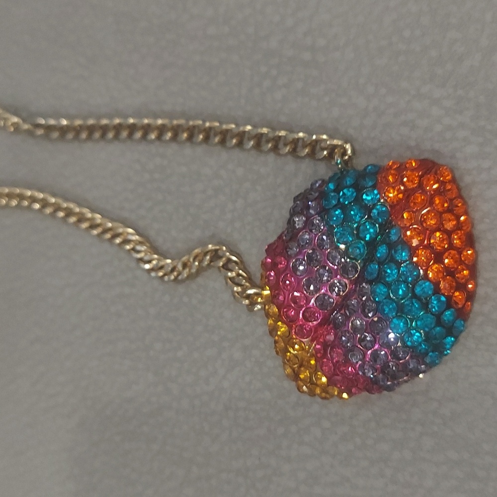 Betsey Johnson RAINBOW LIPS NECKLACE - Picture 7 of 8